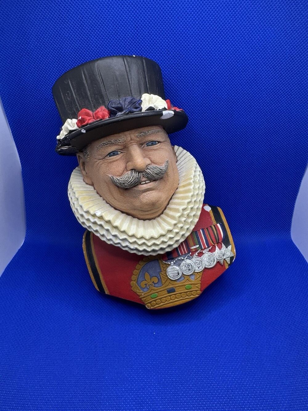 Bossons Chalkware Head Beefeater Yeoman of the Guard 1966